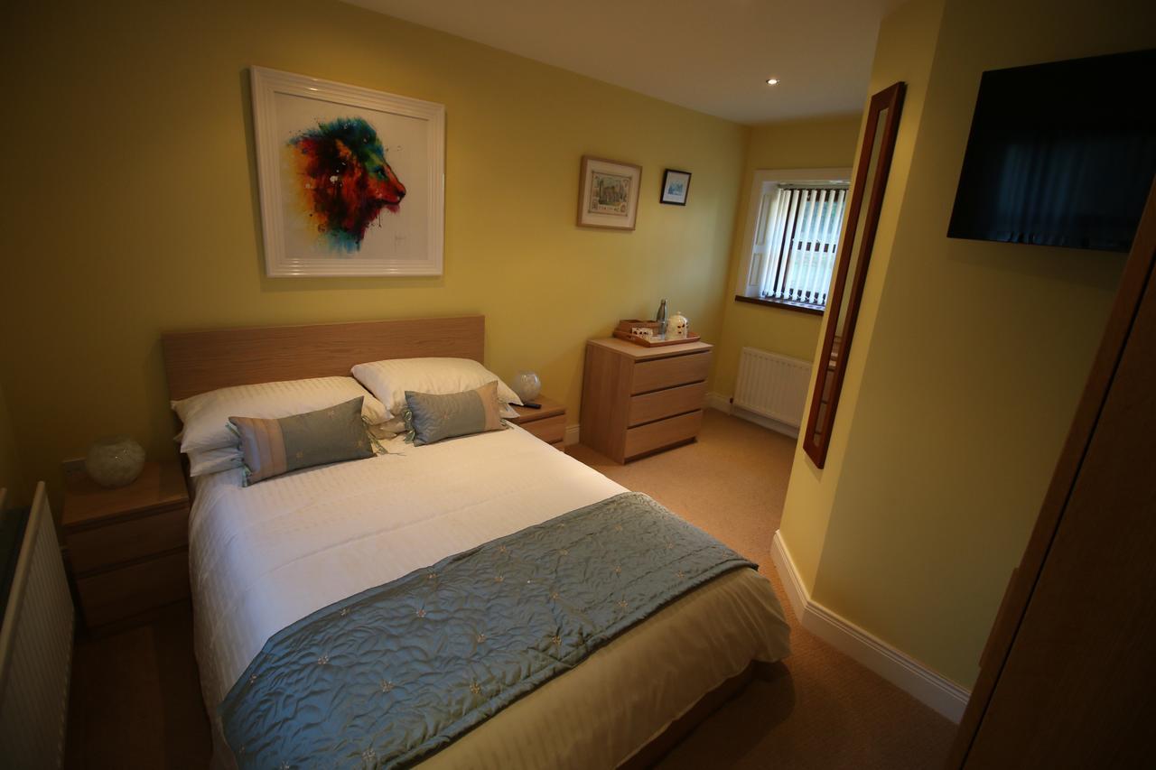 Feetnpaws Bed & Breakfast Portaferry Bagian luar foto